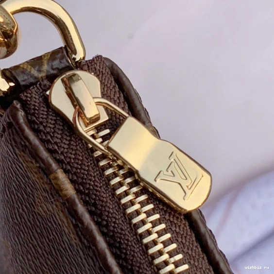 WIS POCHETTE LOUIS EXCHANELUSIVE ACCESSOIRES MULTI PRELAUNCH DIGITAL VUITTON - 0801